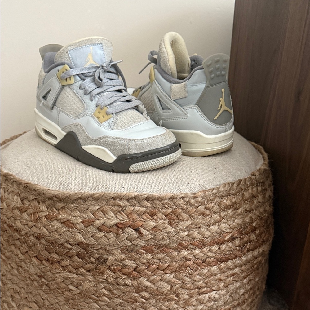 Jordan Kids Sneakers in Gray and Gold
